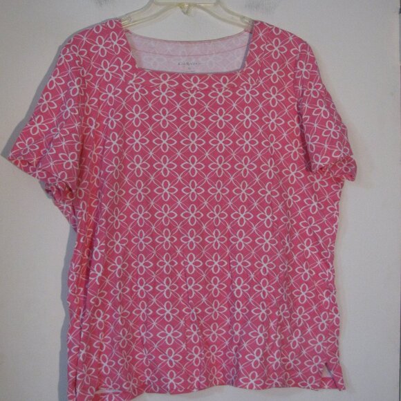 Kim Rogers Tops - * Kim Rogers Casual Blouse XL Pink White Flowers Stretch